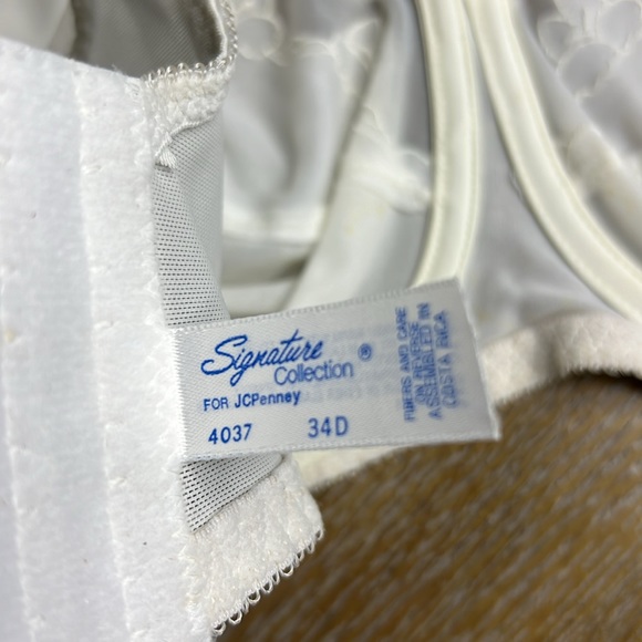 SIGNATURE COLLECTION FOR JCPenny Deadstock Vintage “All Woman Bra” #4035 3 PCS - Picture 5 of 16